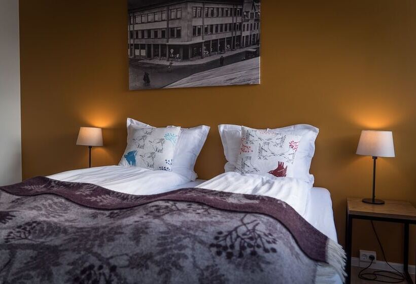 اتاق استاندارد, Isafjordur Horn