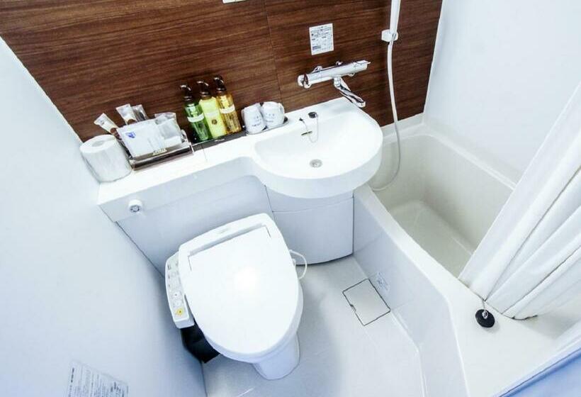 חדר בסיסי מיטה זוגית, Livemax Kasai Ekimae