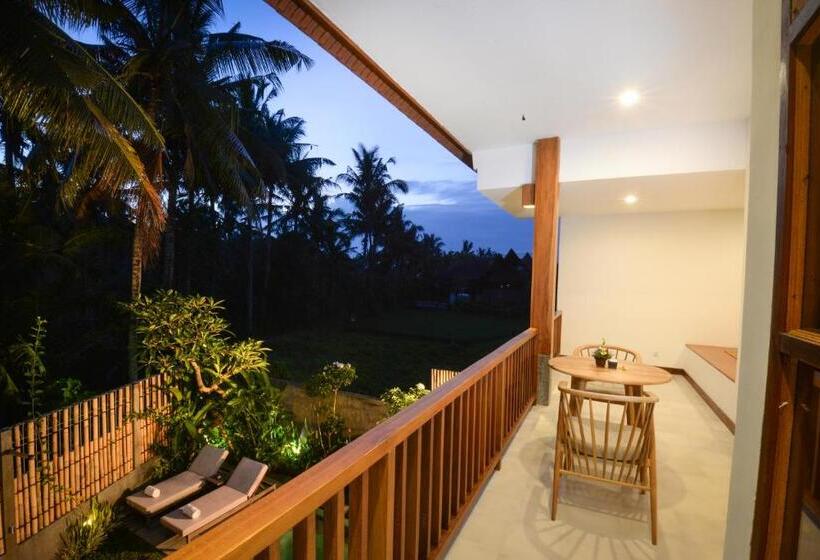 プールの見えるデラックスルーム, Purana Boutique Resort