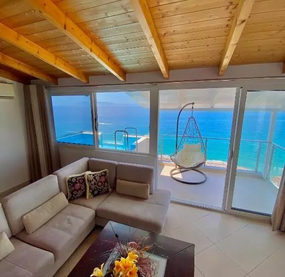 Deluxe Suite Sea View, Qeparo Napolon Complex