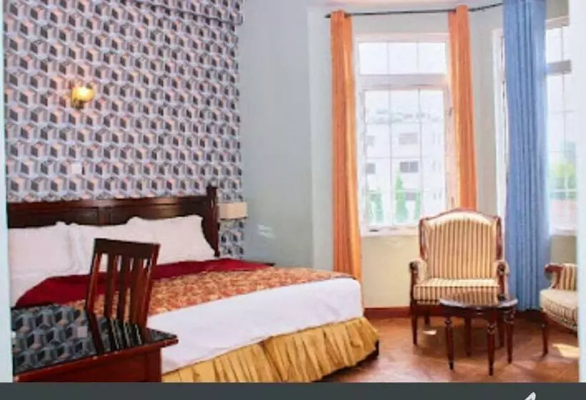 Deluxe Suite King Bed, The Congress
