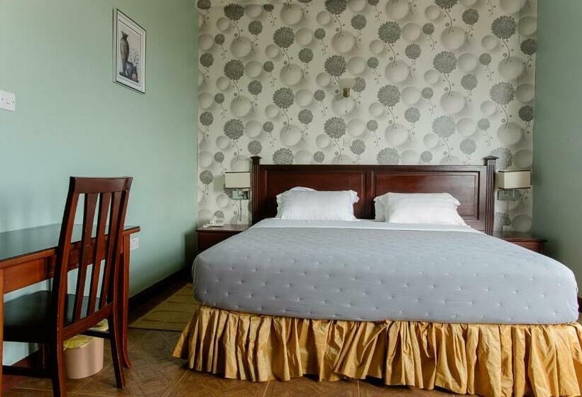 Deluxe Suite King Bed, The Congress