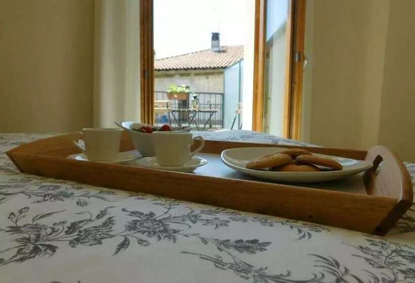 اتاق استاندارد با بالکن, Andirivieni Bellagio Guest House