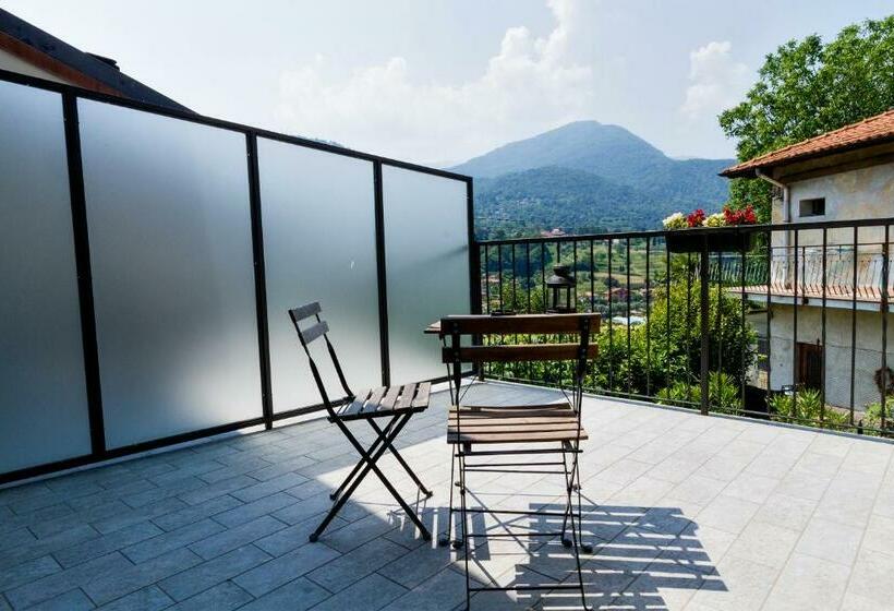 Номер Стандарт с Балконом, Andirivieni Bellagio Guest House