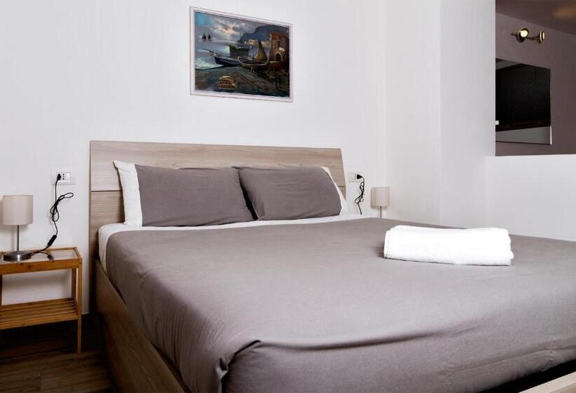 غرفة قياسية ثلاثية, Andirivieni Bellagio Guest House