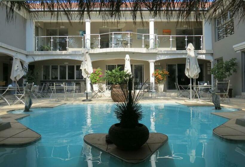 חדר אקונומי, Club Cocomo