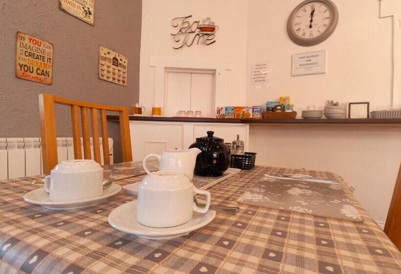 غرفة قياسية, The Aldor