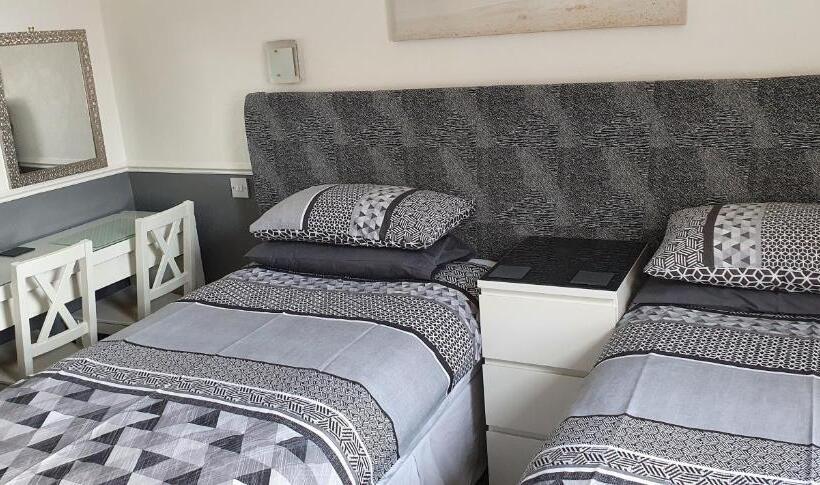 スタンダードルーム, The Aldor