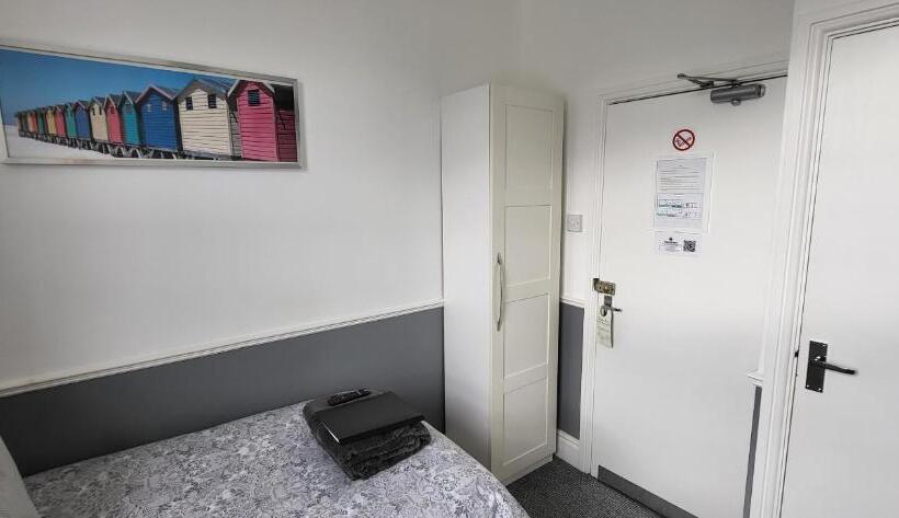 غرفة قياسية فردية, The Aldor