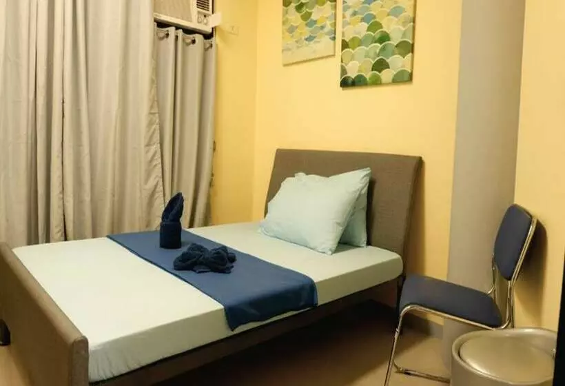 スタンダードルーム, Mactan District Budgetel   Lapu Lapu Cebu