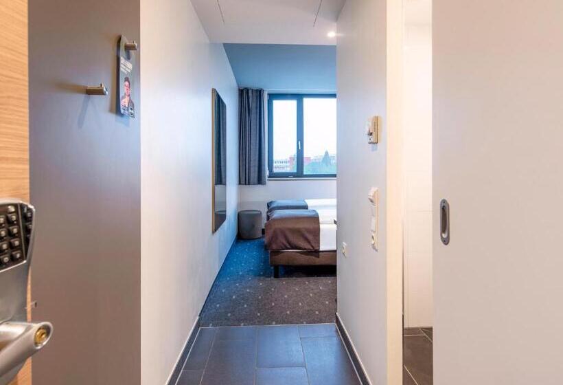 Номер Стандарт, B&b Hotel München Olympiapark