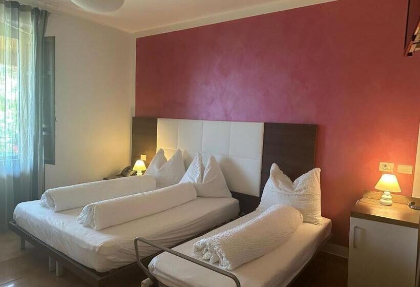 ファミリールーム, Villa Ginevra Resort Agrituristico