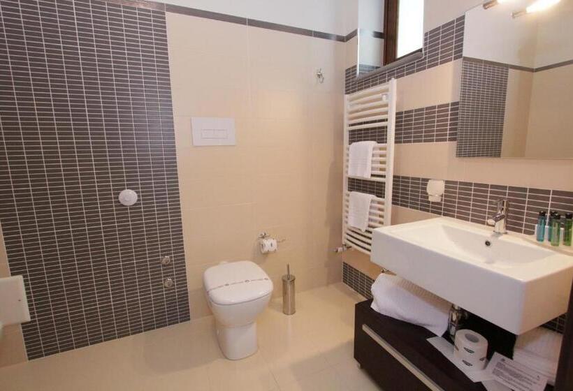 ファミリールーム, Villa Ginevra Resort Agrituristico