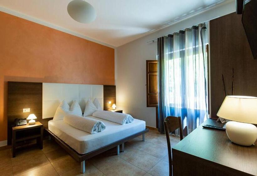 اتاق استاندارد سه نفره, Villa Ginevra Resort Agrituristico