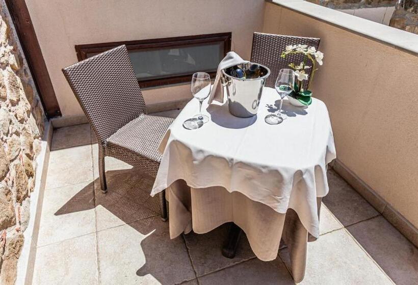 スタンダードトリプルルーム, Villa Ginevra Resort Agrituristico