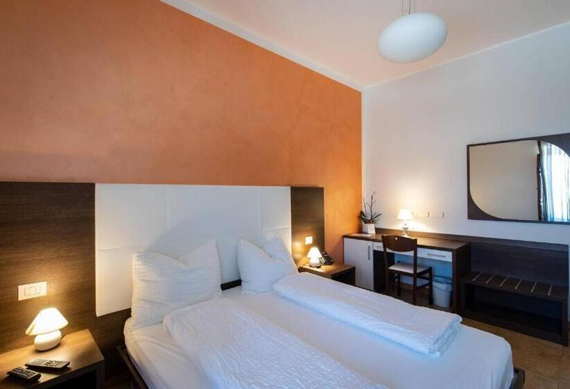 اتاق استاندارد با چشم‌انداز دریا, Villa Ginevra Resort Agrituristico