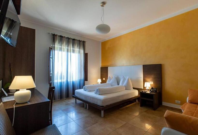 Triple Room Sea View, Villa Ginevra Resort Agrituristico