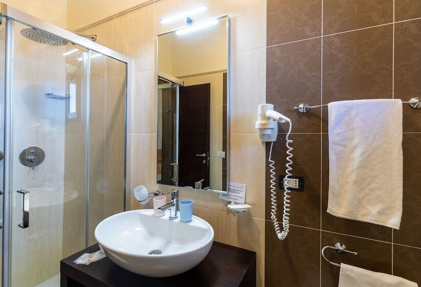 Triple Room Sea View, Villa Ginevra Resort Agrituristico