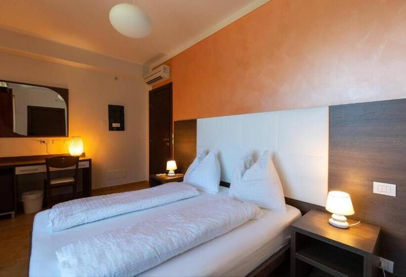 スタンダードルーム, Villa Ginevra Resort Agrituristico