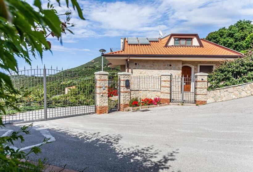 اتاق استاندارد چهار تخته, Villa Ginevra Resort Agrituristico