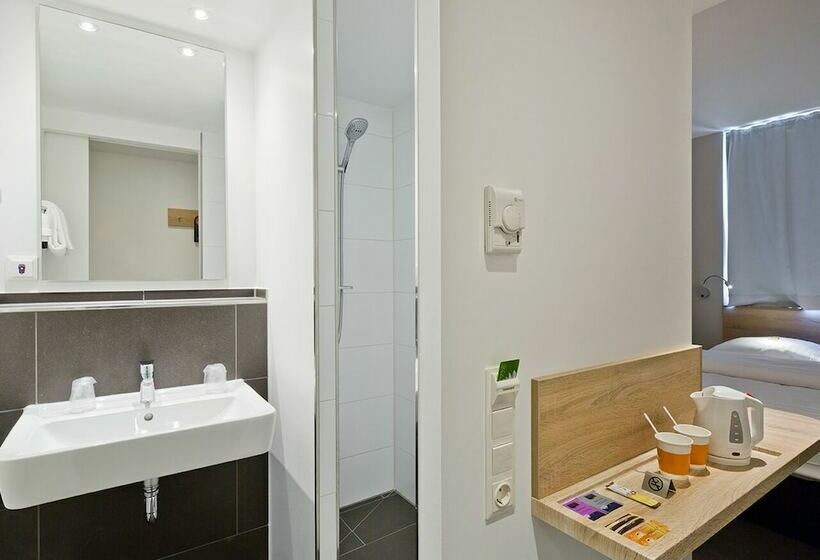 Номер Стандарт, B&b Hotel München Olympiapark
