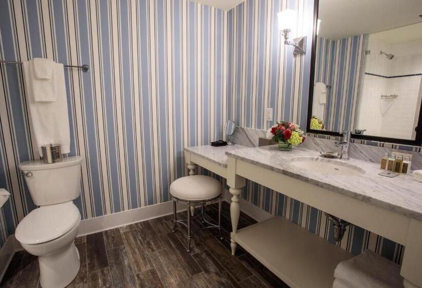 غرفة قياسية سرير كينج, Beauport Hotel Gloucester