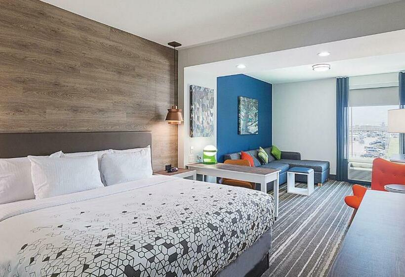 스위트 킹사이즈 침대, Four Points By Sheraton Plano