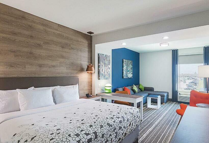 스위트 킹사이즈 침대, Four Points By Sheraton Plano