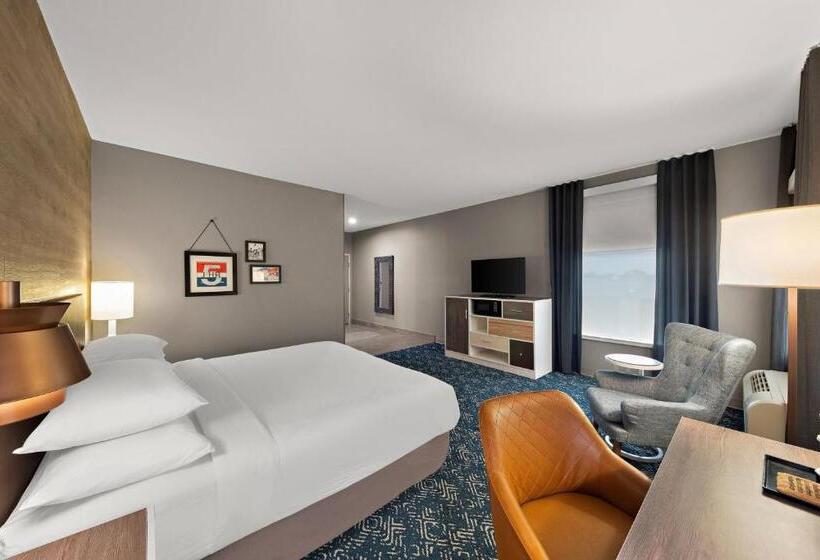 클래식 룸 킹 침대, Four Points By Sheraton Plano