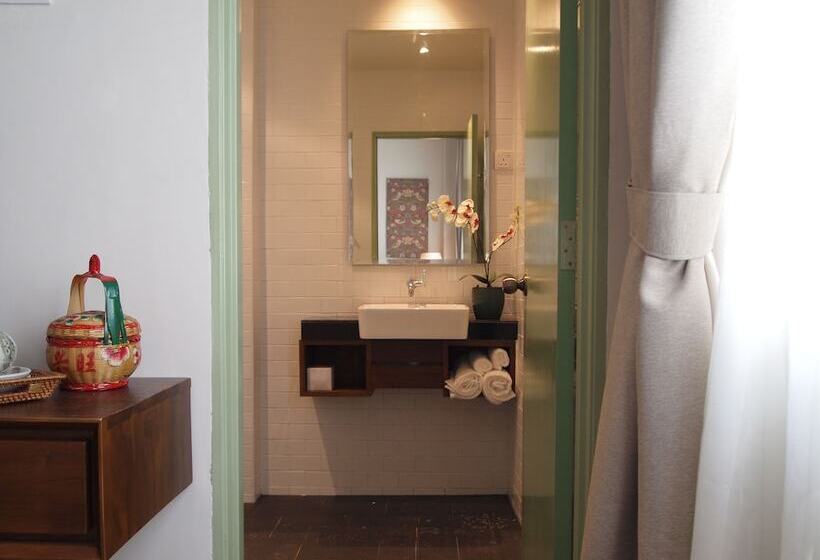 Habitació Estàndard, Kapitan Kongsi