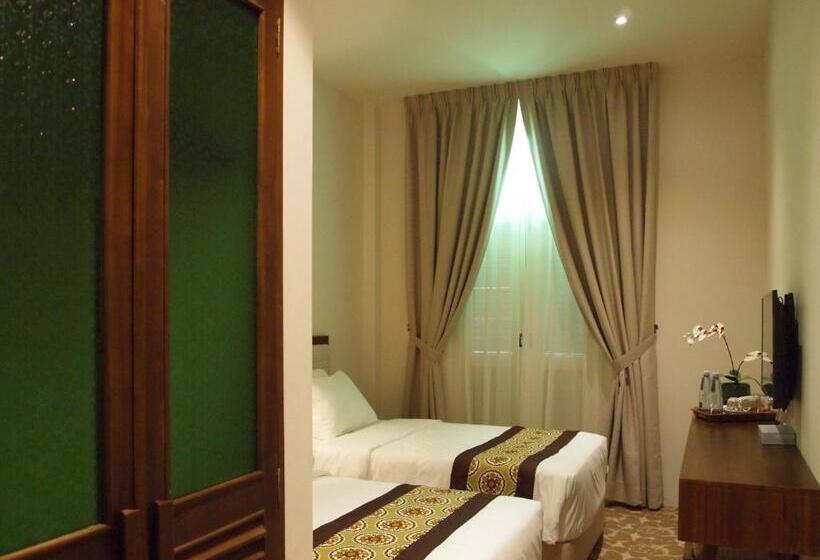 Habitació Estàndard, Kapitan Kongsi