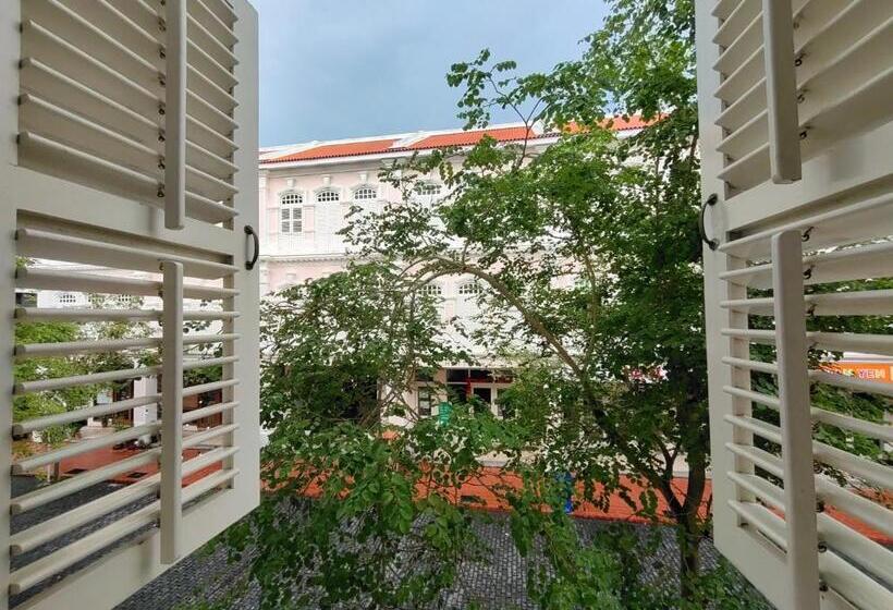 Chambre Standard, Kapitan Kongsi