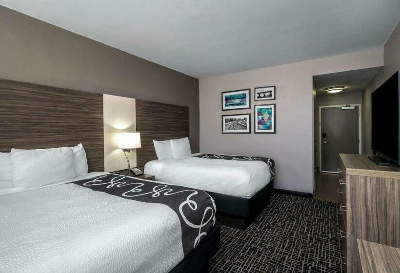 חדר סטנדרט, La Quinta By Wyndham Forsyth