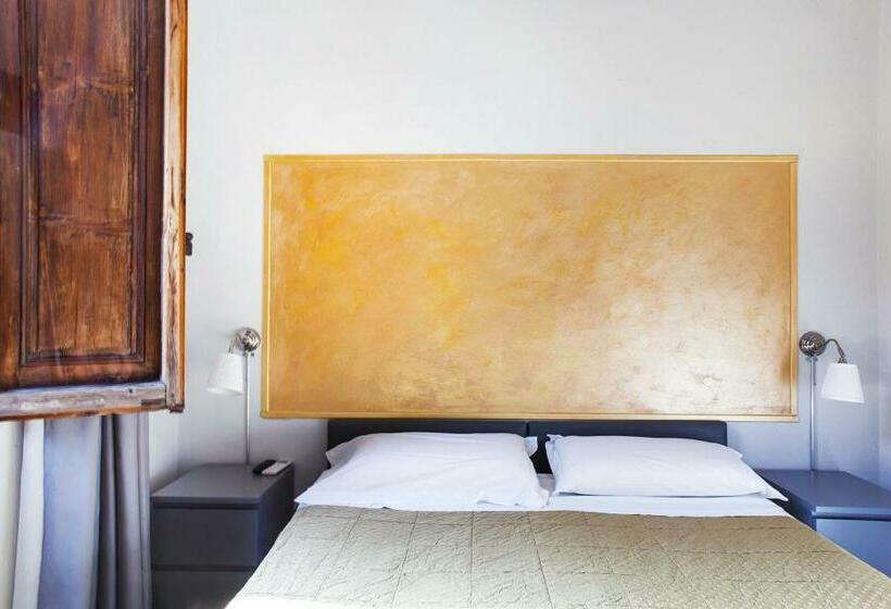 اتاق استاندارد, Melody House