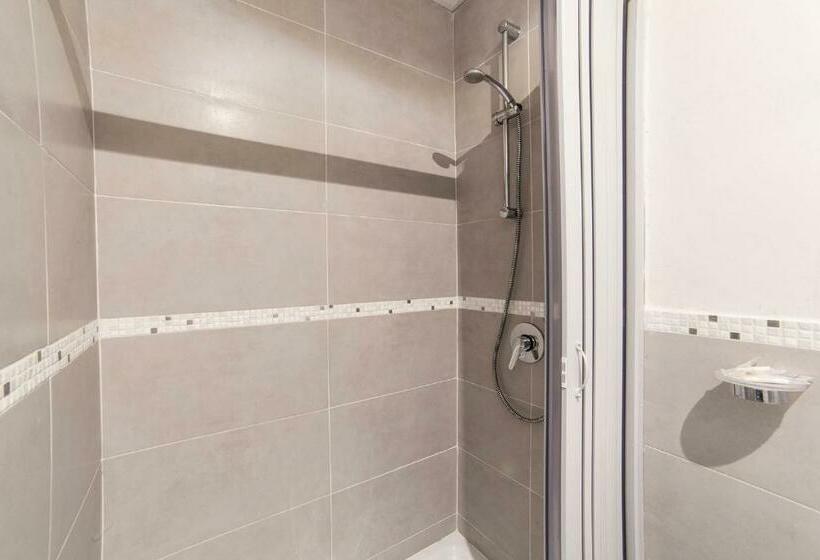 اتاق استاندارد, Melody House