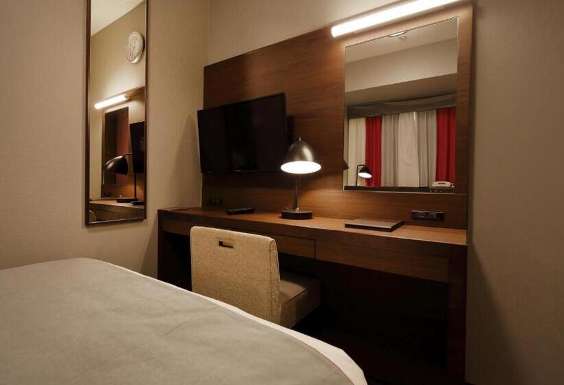 베이직 룸 더블 침대, Monte Hermana Fukuoka