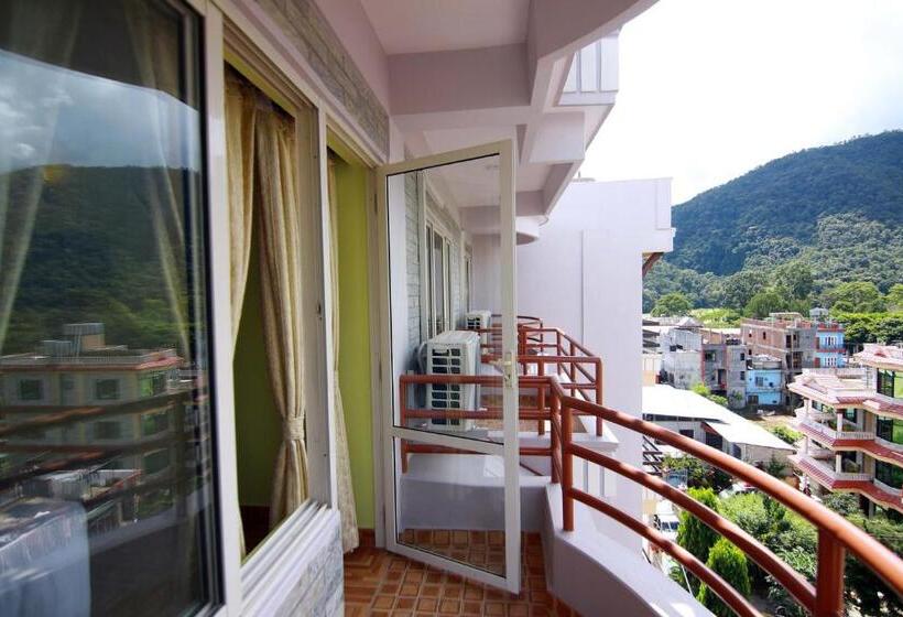 اتاق لوکس, My Hotel Pvt Ltd