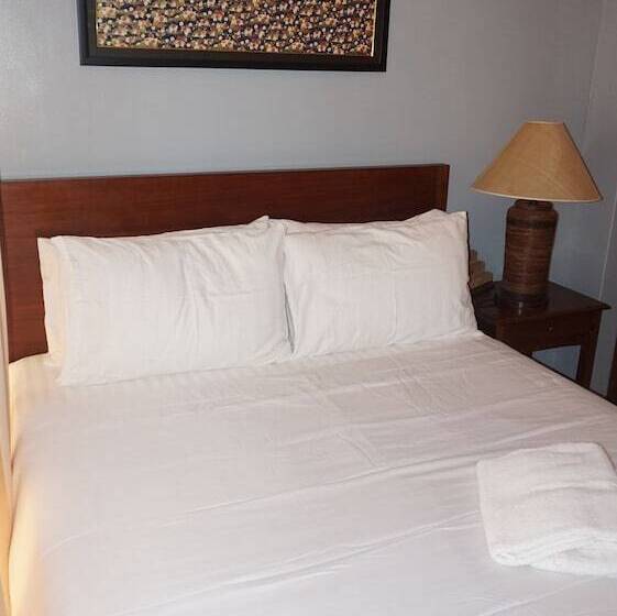 اتاق لوکس, Pacific Park