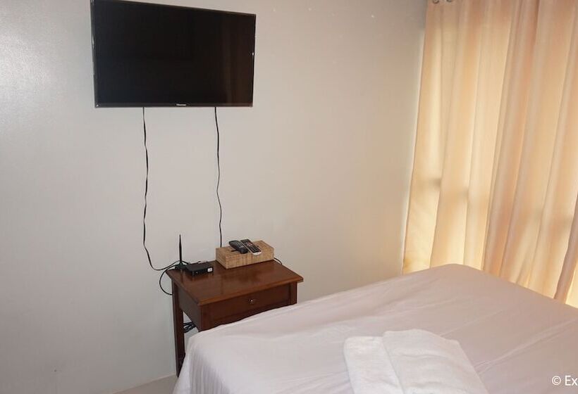 اتاق لوکس, Pacific Park