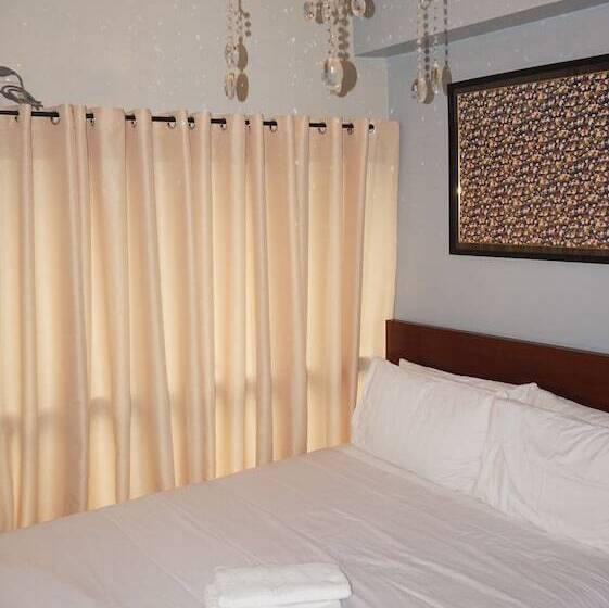 اتاق لوکس, Pacific Park