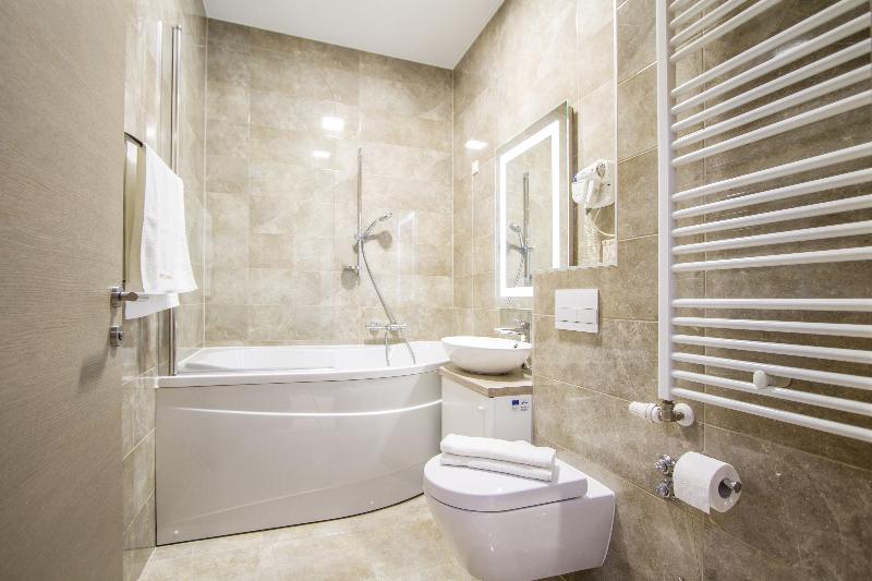 デラックスルーム, Royal Airport