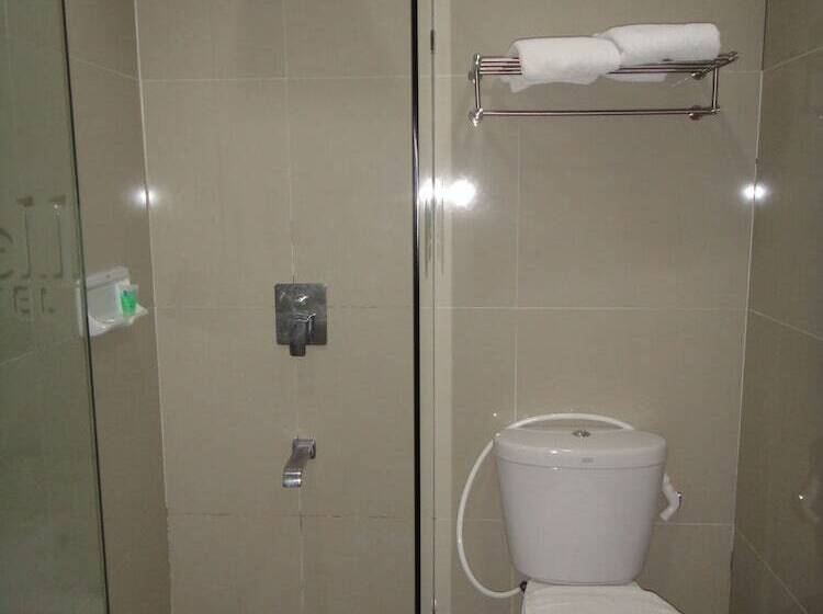 Номер Стандарт, The Well