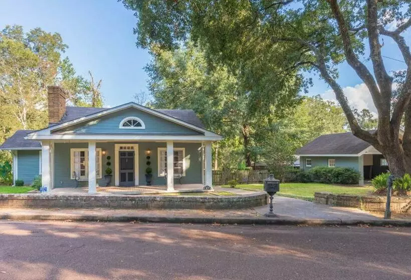 ３ベッドルームハウス, Linden   A Historic Bed And Breakfast