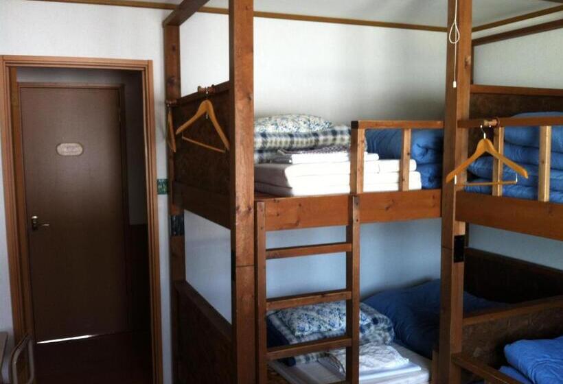 标准间带有双层共用浴室, Obihiro Yachiyo Youth Hostel