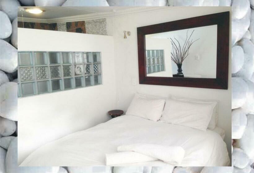 חדר סטנדרט, 44 On Ennis Guest Lodge And Restaurant   No Load Sheddding