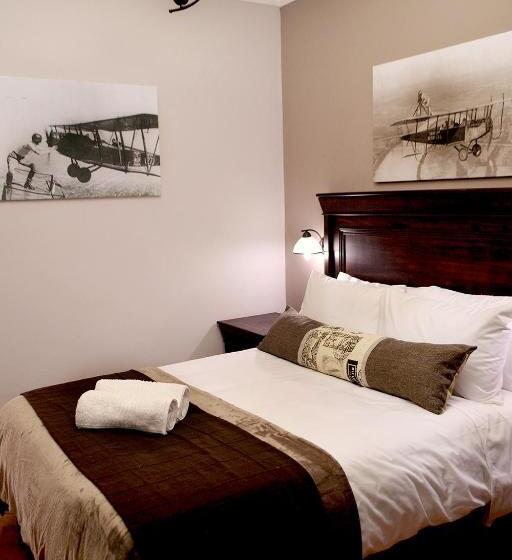 Номер Стандарт, Barnstormers Rest