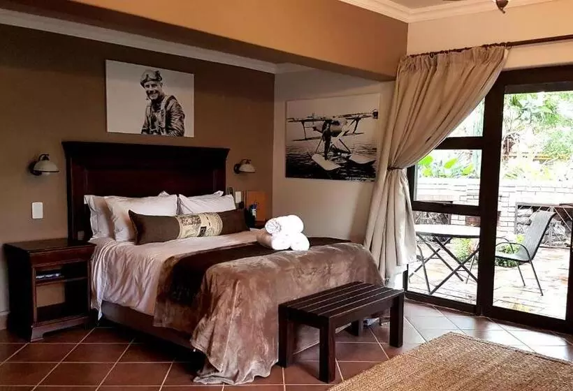اتاق لوکس, Barnstormers Rest