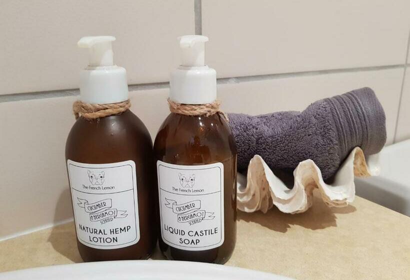 Номер Стандарт, B&b On Buckingham