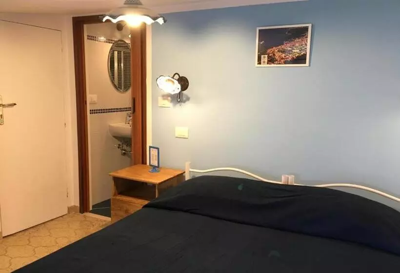 屋根裏部屋風スタンダードルーム, B&b Villa Sul Mare