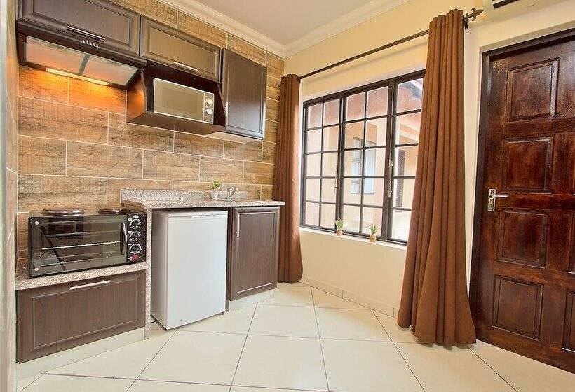 غرفة ديلوكس, Gecko Inn